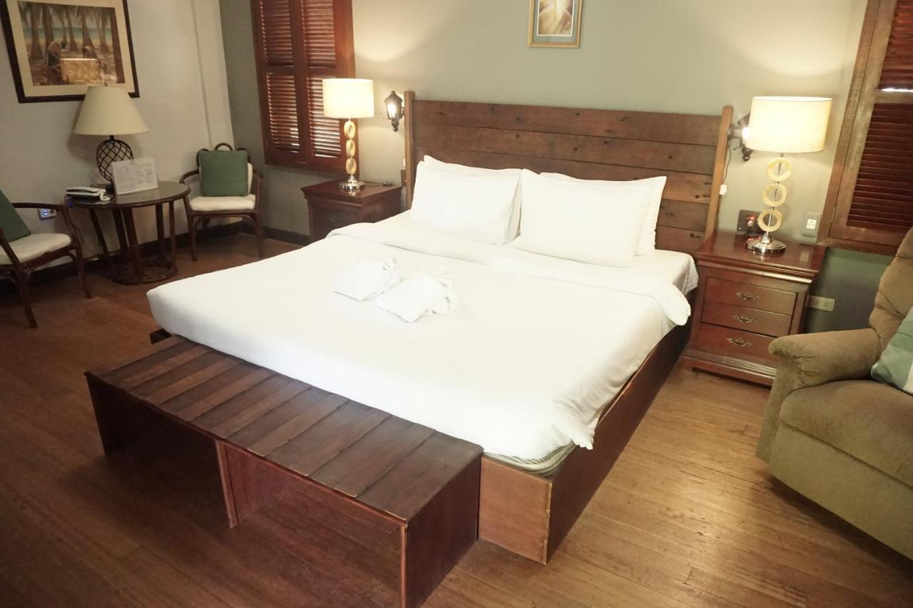 Victoria'S Haven Dumaguete City Exterior foto